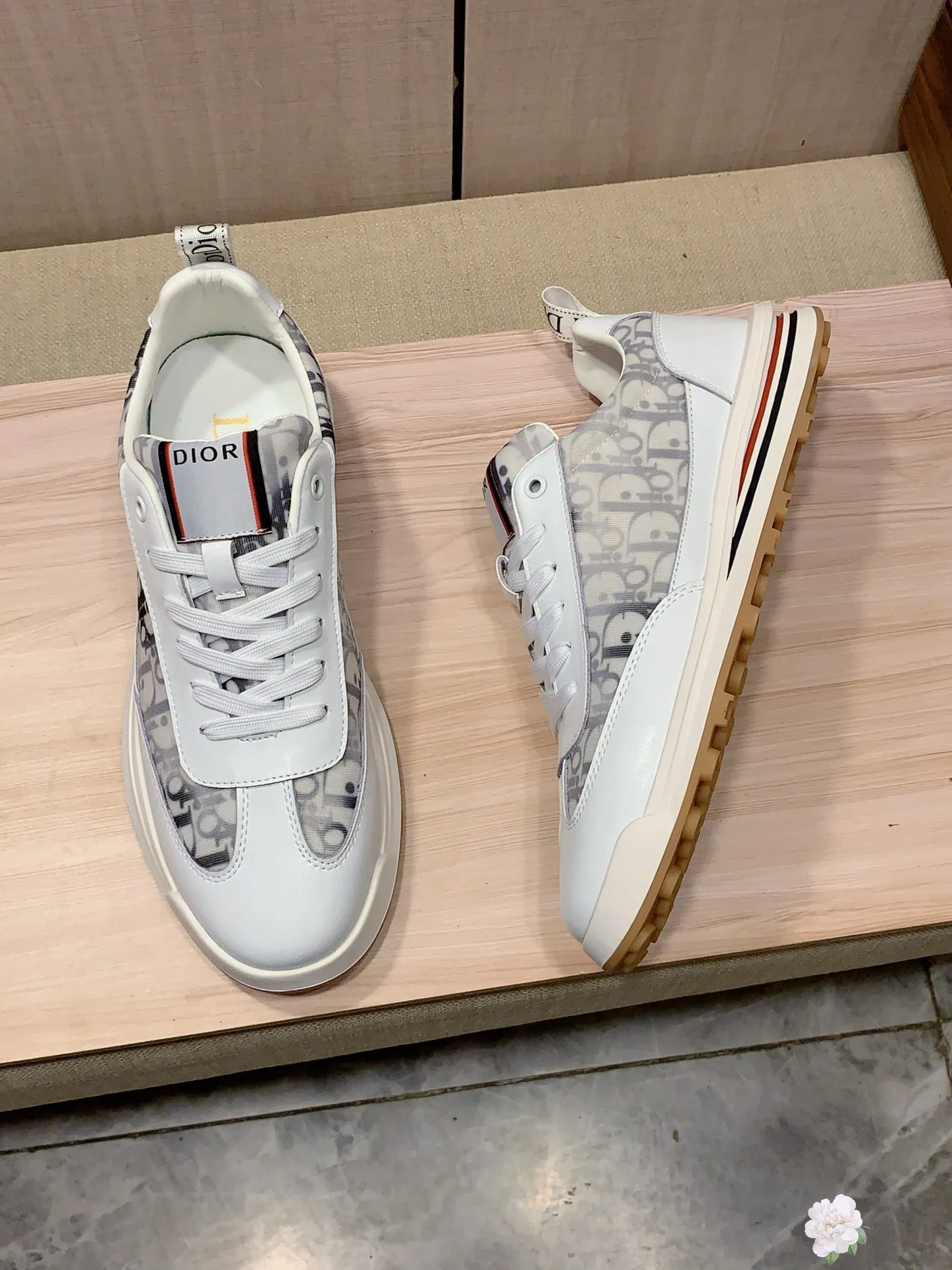 Men's men's shoes 💰442💰💰🎩🎩[Lightning][Lightning] "Dior DIOR*" latest • popular casual shoes, top brand [seduce] luxury ~ purchasing agency, top ~ quality. [Strong] The upper is made of imported breathable cowhide with material ➕ breathable sheepskin feet (•) and fine workmanship. The original stylish and stylish soft rubber wear-resistant and non-slip outsole is light and comfortable on the feet. The real thing looks better when photographed in person. 004: code: 38-44, 2️⃣ colors selected